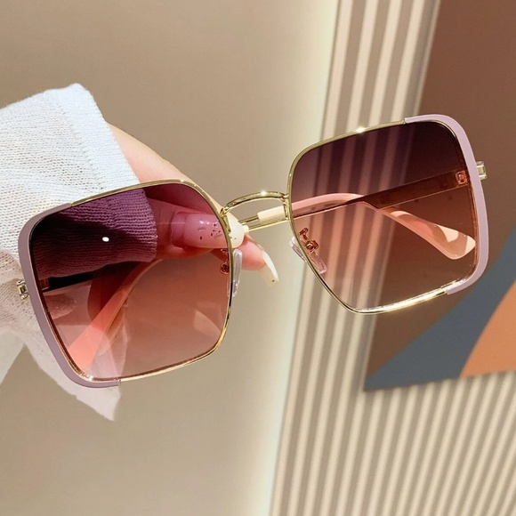 Luxe Gradient Bug Eye Oversized Square Sunnies Sunglasses - Picture 1 of 5